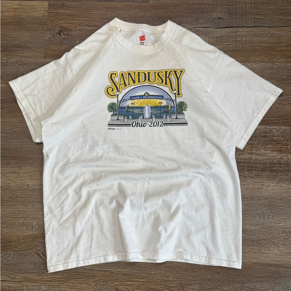 2012 Sandusky Ohio T‎ shirt
